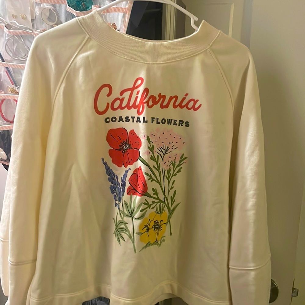Selling: California old navy crew neck sweater